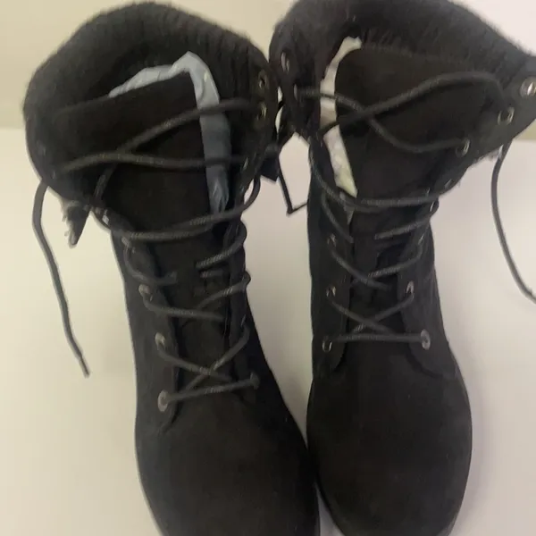- Brash black lace up heel treaded boots with plaid trim size 7.5 - Image 13