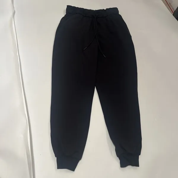 Sz 6 Lululemon Keep Moving Jogger Black - Image 4