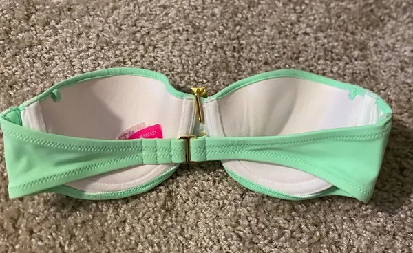 Victoria’s Secret Bikini Top - Image 2