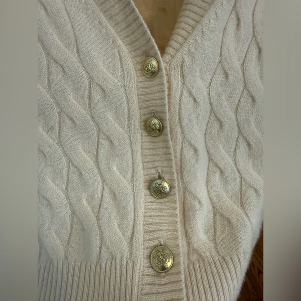 J.Crew Cashmere cropped cable-knit sweater-vest in Buttercream Size Medium - Image 7
