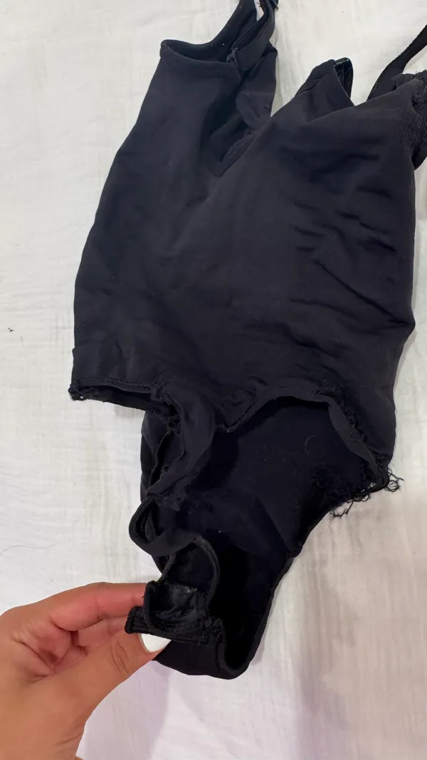 SKIMS Bodysuit - Image 2