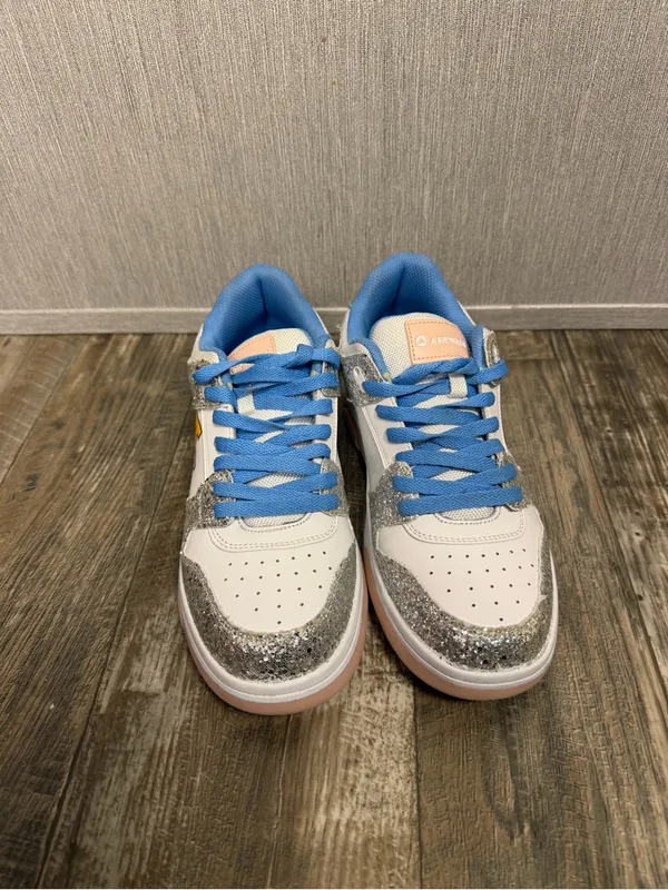 NWOB Airwalk Women’s White and Light Blue Glitter Accent Sneakers Size 9 - Image 12