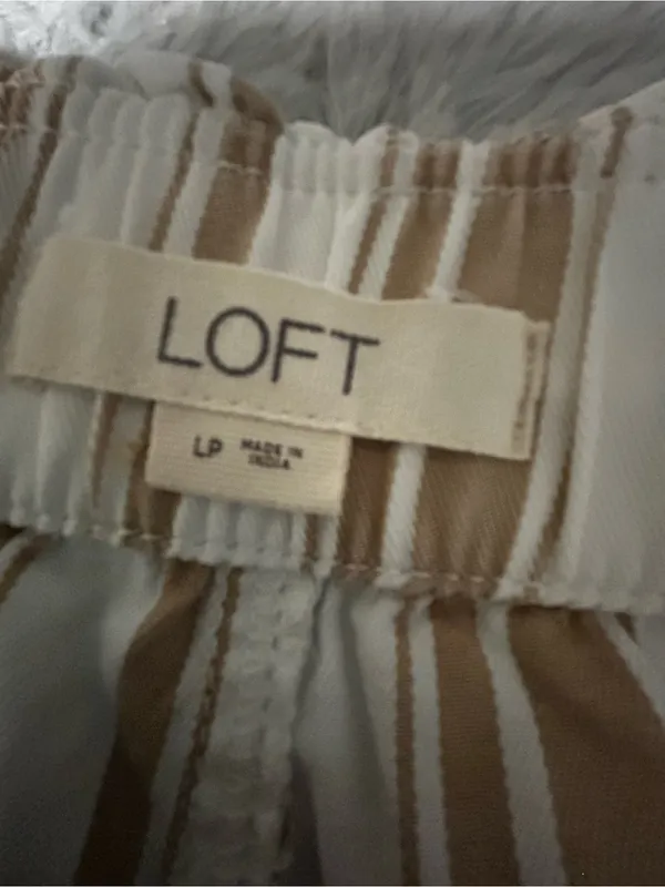 LOFT Cream and Tan Striped Cropped Drawstring Pants - Image 8