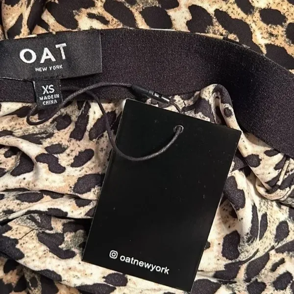 Oat New York Leopard Print Sateeny Midi Skirt(Size XS) - Image 5