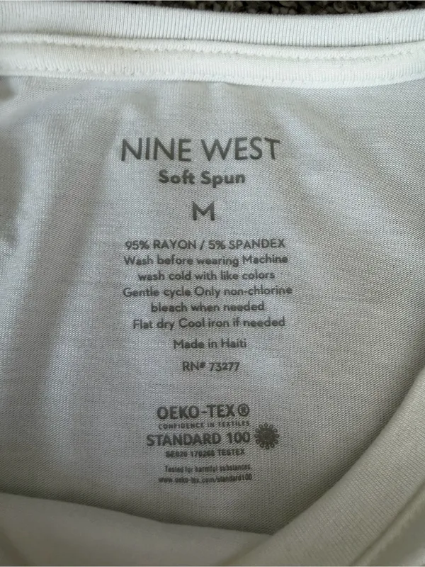 Nine West Soft Spun White Crewneck Tee Size Medium NWT Stretch Top - Image 5