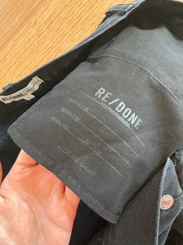 Re/Done Black High-Rise Button-Front Denim Shorts - Image 5