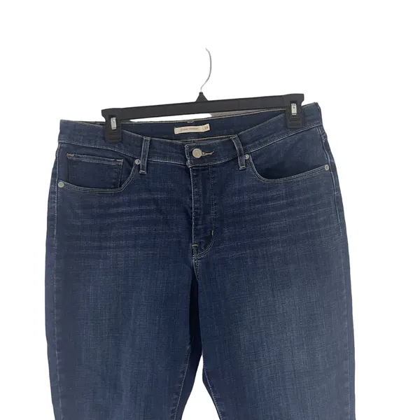 Levi's‎ Classic Straight Plus Size 16 Dark Wash Straight Jeans - Image 2