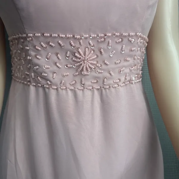 New size 10 beautiful fanzy dress has pearls on neckline - Image 2