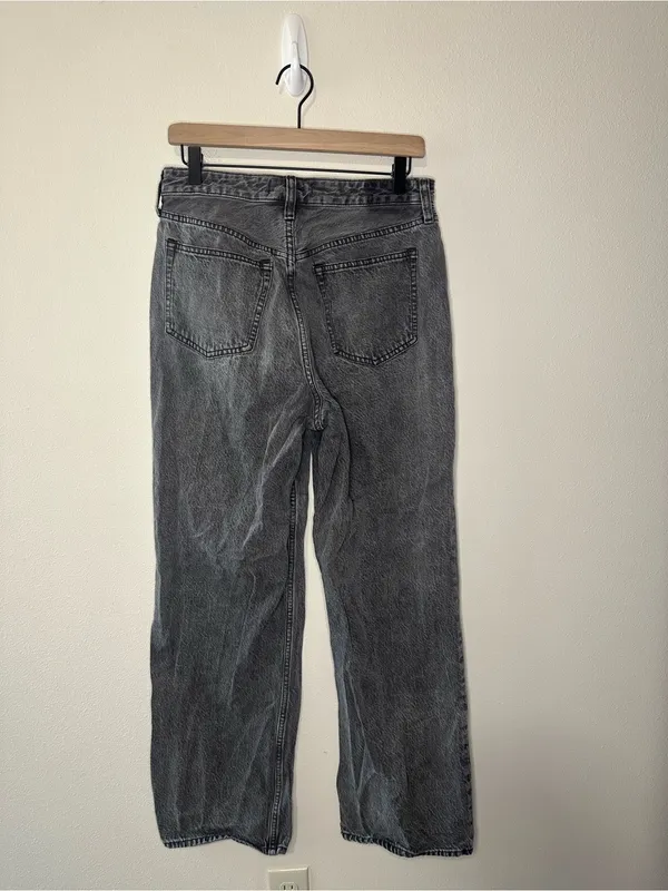 Abercrombie and fitch the loose high rise curve love gray wash size 29 or 8 - Image 8