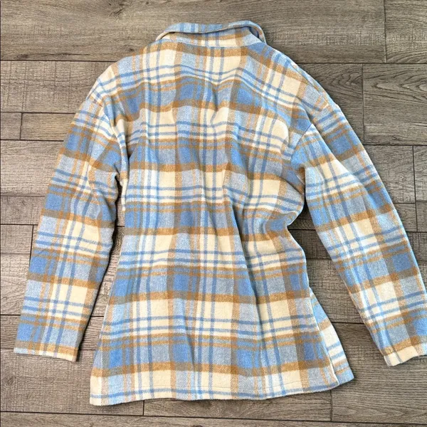 Blue and Tan Plaid Utility Jacket - Image 4
