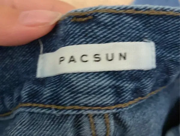 Mom Jeans - Image 2