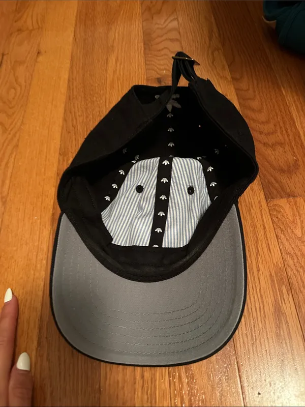 adidas Black Cap with White Trefoil Logo - Image 3