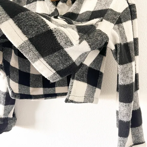 Zara Black White Cropped Buffalo Plaid Button Down Check Shacket - Image 6