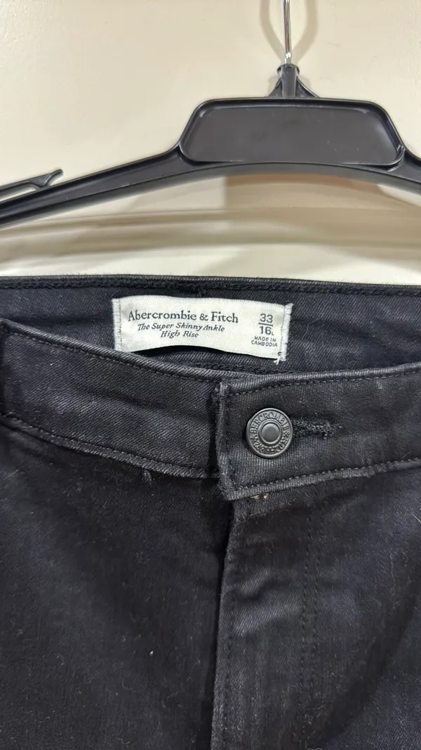 Abercrombie Jeans Super High-Rise Super Skinny - Image 6