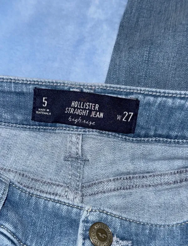 Hollister Jeans - Image 4
