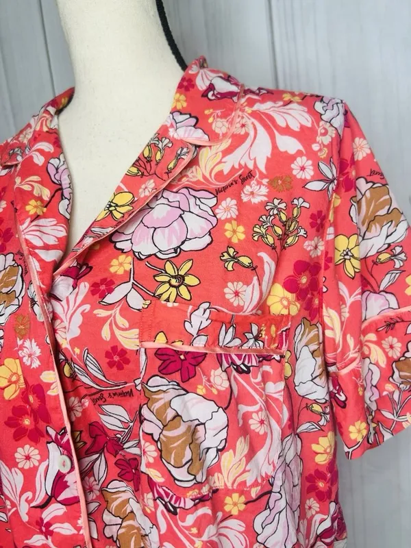 Victorias Secret Womens Sz M Pajama Set Short-Sleeve Shirt Shorts Coral Floral - Image 6
