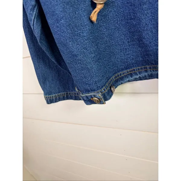 Ultimate Philadelphia Women's Denim Beaded Western Aztec Jean Jacket Blue Medium - Image 9