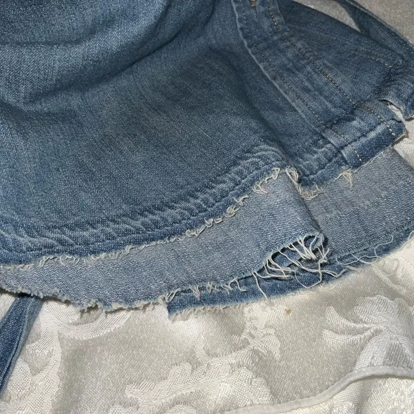 Universal Threads Blue Faded Button Down Raw Hem Belted Denim Casual Dress Small - Image 13