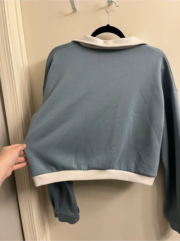Gold Hinge Stone Blue LuxeSoft Collared Pullover Size Medium - Image 7