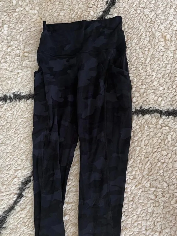 lululemon Align™ High-Rise Pant with Pockets 25" Camo Size 4 - Image 2