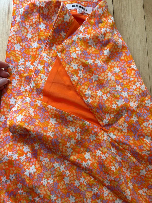 Steve Madden orange floral midi skirt - Image 4