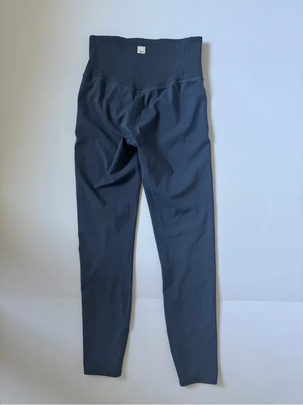 Vuori Ribbed High Waist Daily Leggings Slate Blue Size Small - Image 3
