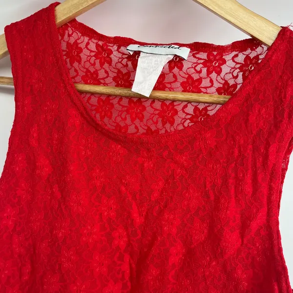 Connected Y2K Red Lace‎ Tank Top Women's Size Small Sleeveless Sheer Floral - Image 2