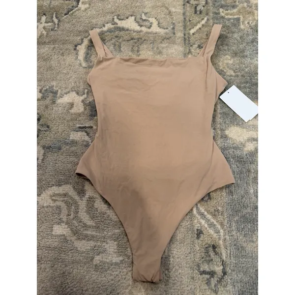 SKIMS Fits Everybody Square Neck Thong Bodysuit Nude Size XS NWT $60 - Image 2