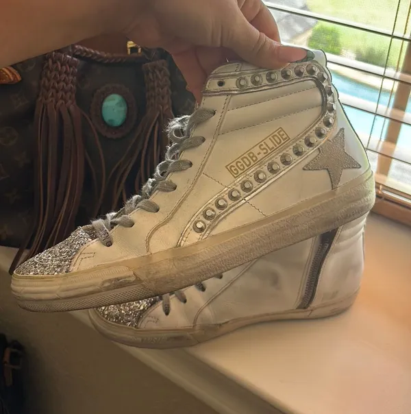 Golden Goose - Image 2