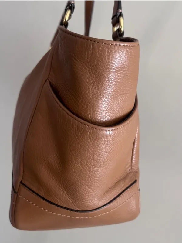 Coach British Tan Carrie Shoulder Tote with Brass Hardware Style F23284 - Image 2