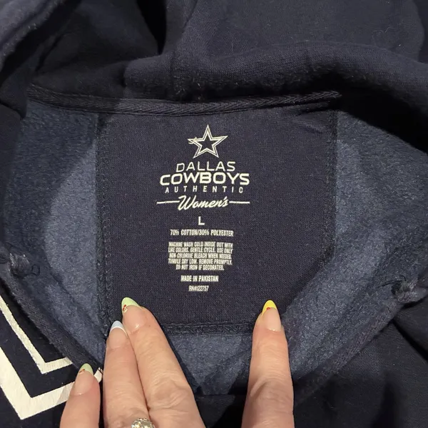 National Football League EUC Navy Dallas Cowboys Pullover Hoodie Sweatshirt Women’s Size Large - Image 9