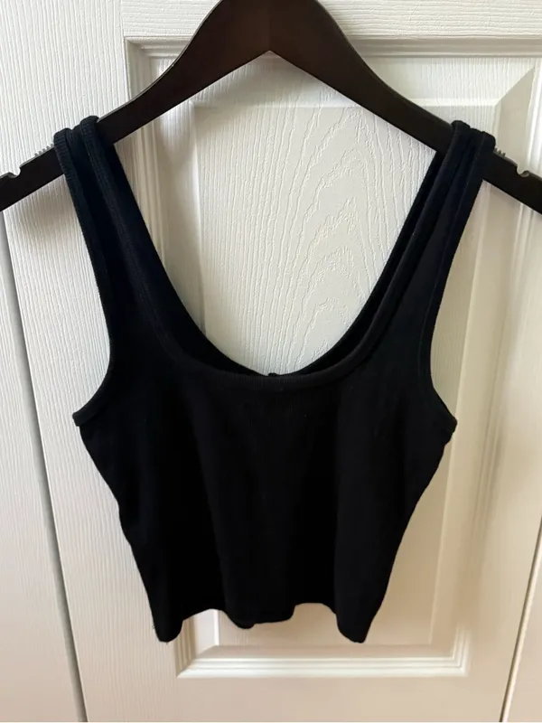 Abercrombie & Fitch Black Ribbed Cropped Snap Henley Tank - Image 3