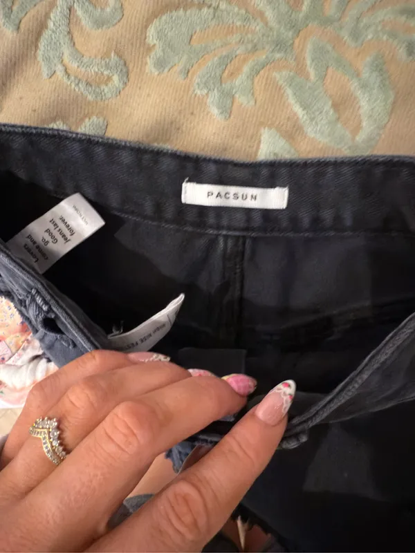 PacSun Black Jean Shorts - Image 2
