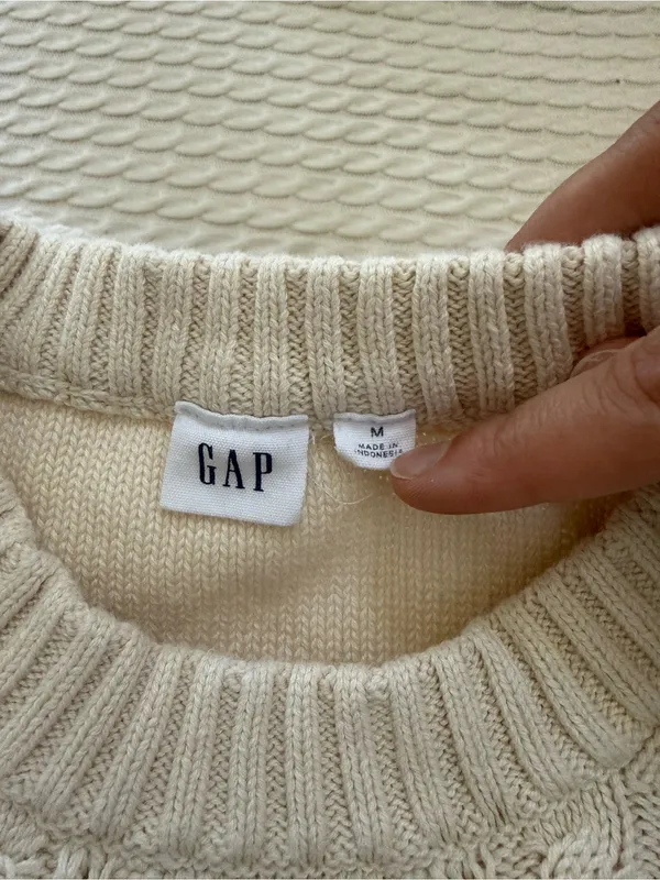 Gap Classic Cable Knit Crewneck Sweater - Cream - Image 4