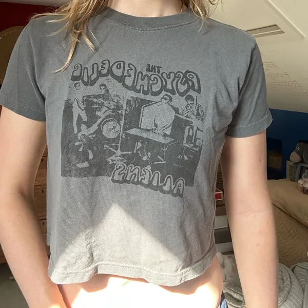 john galt brandy melville graphic tshirt - Image 2