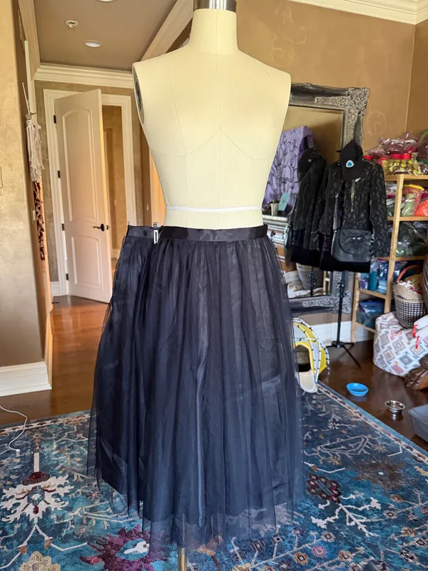 Black Skirt Size L - Image 2