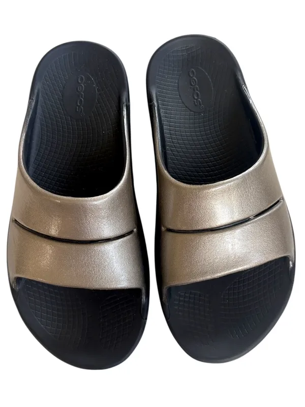 NWOT OOFOS OOaah Luxe Slide Sandals Latte Size 10 - Image 2