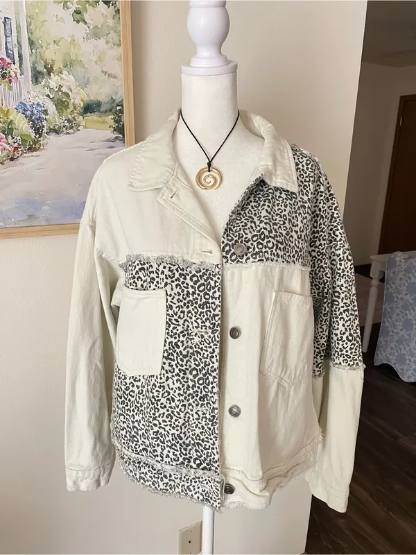 Oli & Hali Leopard Colorblock Oversized Denim Jacket Medium - Image 2