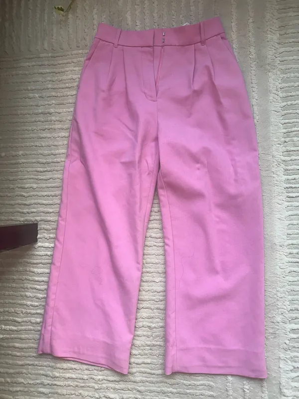 Variety Of Brands From Abercrombie To Banana Republic Closet clean out - Image 11