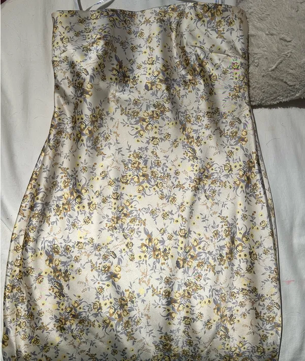 Dessy Floral Silk Maxi - Image 2