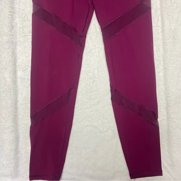 Old navy active leggings - Image 3