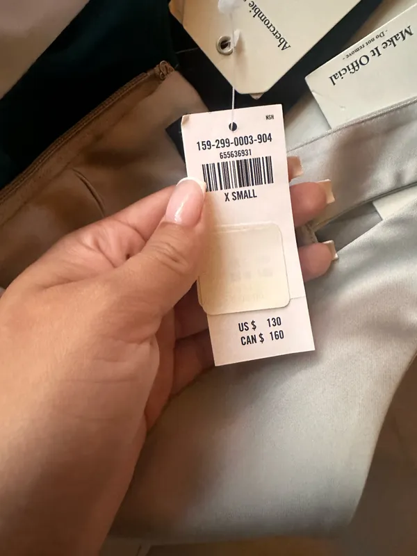 Formal Abercrombie Dress Satin - Image 3