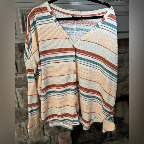 Urban Outfitters Women's Pink and Cream Sweater,‎ L - Image 2