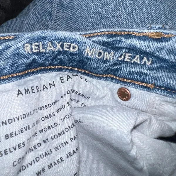 American Eagle Relaxed Mom Jean Size 16 Regular - Image 16