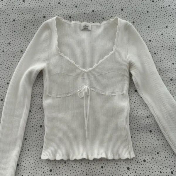 Aritzia Soloist Sweater White - Image 7