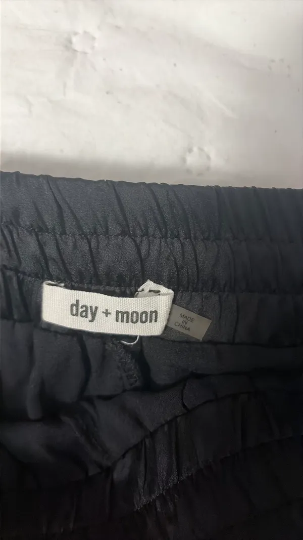 Day + Moon Ruffle Skirt black - Image 2