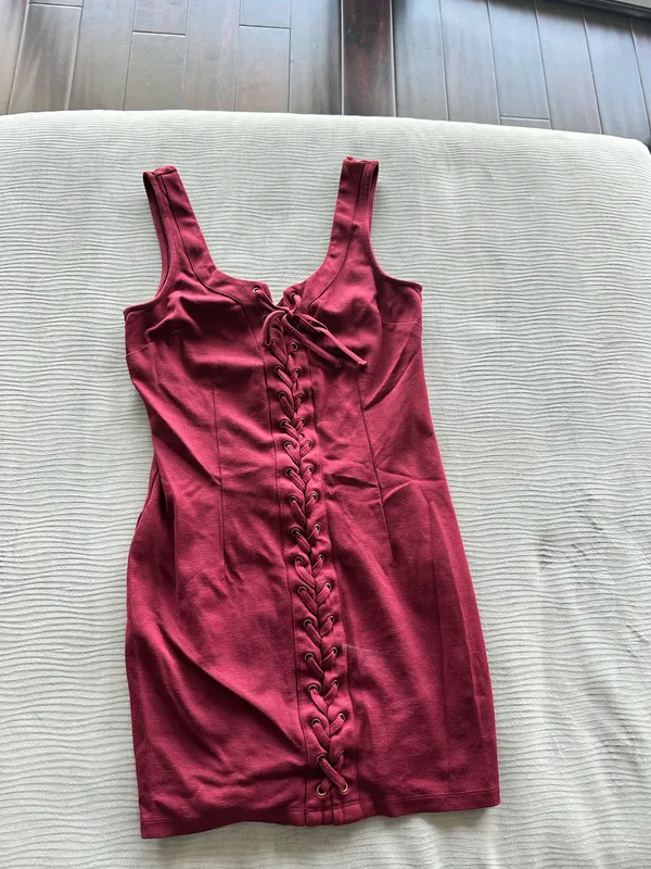 Burgundy Lace - Image 2