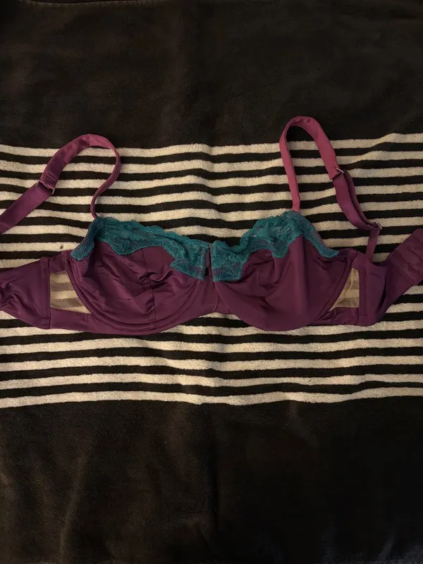Unveiled Purple & Teal Bra 34DDD - Image 2