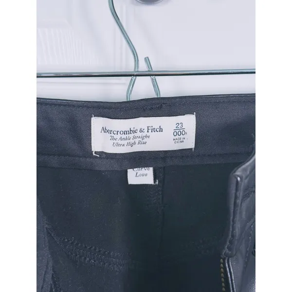 Abercrombie Curve Love Faux Leather Ankle Straight Pants Size 23 (000) Black - Image 4