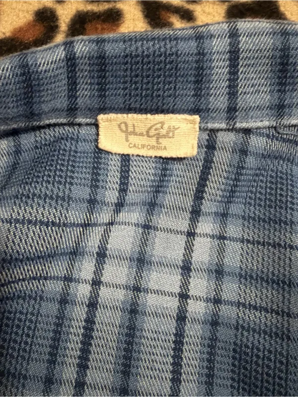 2000s vintage style brandy melville blue vivian plaid cropped button up - Image 6